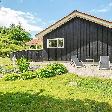 8 Person In Glesborg Holiday home *