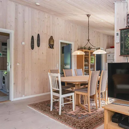 8 Person In Glesborg Holiday home *